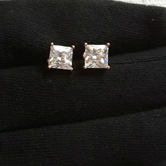 18k Rose Gold Diamond Cz Princess Cut Earrings - Picture 4 of 4